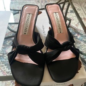 Beautiful shoes never used